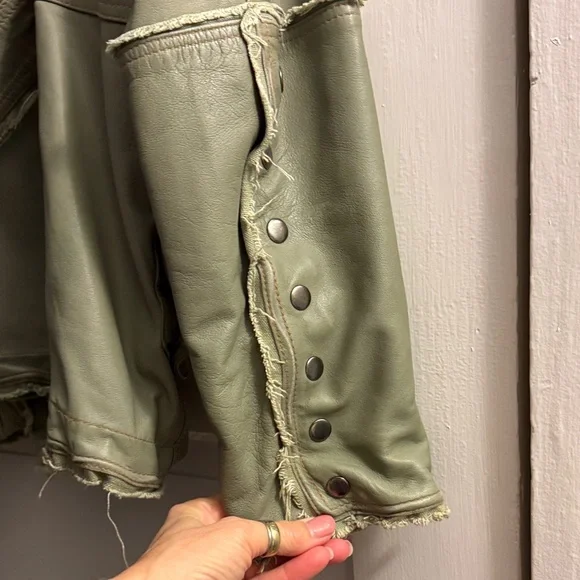 Women’s Sundance Moto Leather Jacket - Picture 6 of 6